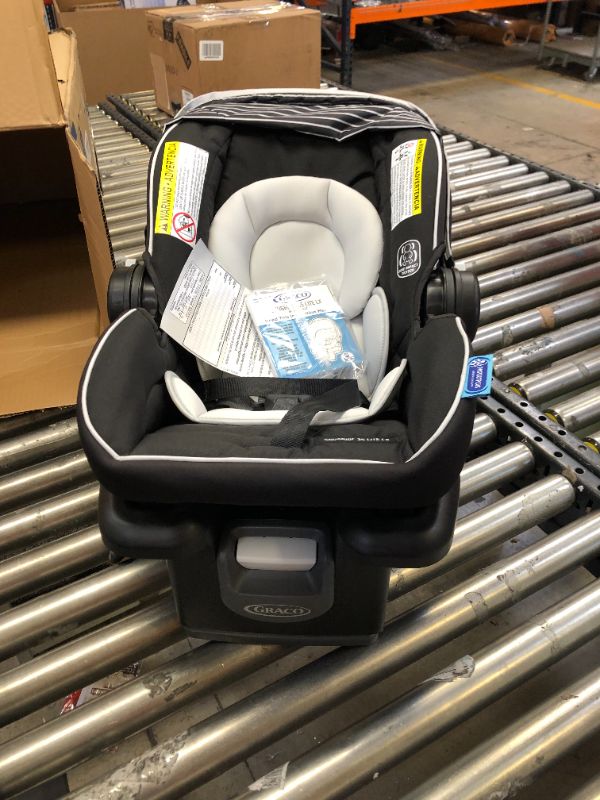 Photo 2 of Graco SnugRide 35 Lite LX Infant Car Seat - Studio