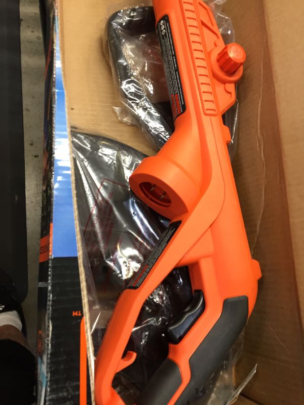 Photo 1 of BLACK+DECKER String Trimmer / Edger, 13-Inch, 5-Amp (ST8600)

