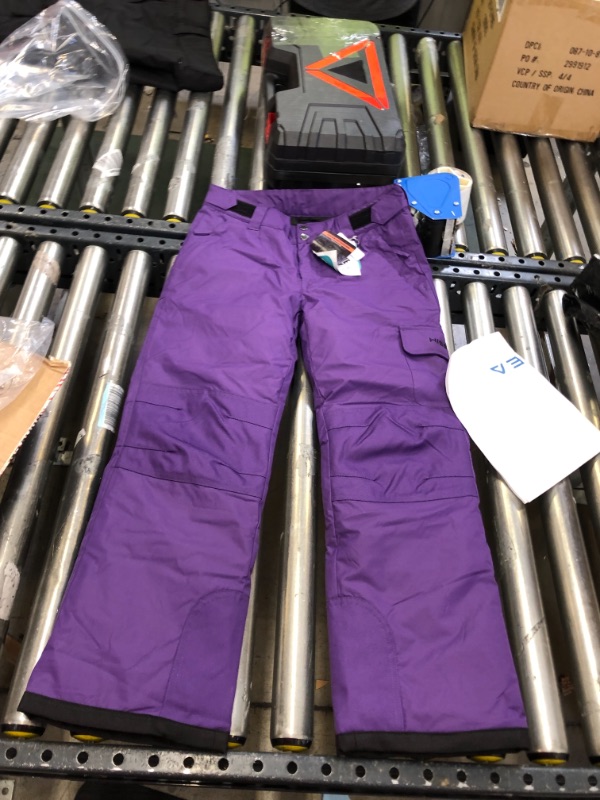 Photo 1 of Women's snow pants sz M 