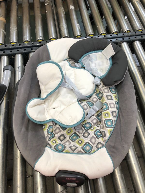 Photo 2 of Graco Glider LX Baby Swing **READ CLERK COMMENTS** 
