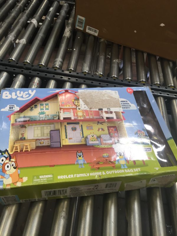 Photo 2 of Bluey Mega Bundle Home, BBQ Playset, and 4 Figures | Amazon Exclusive
