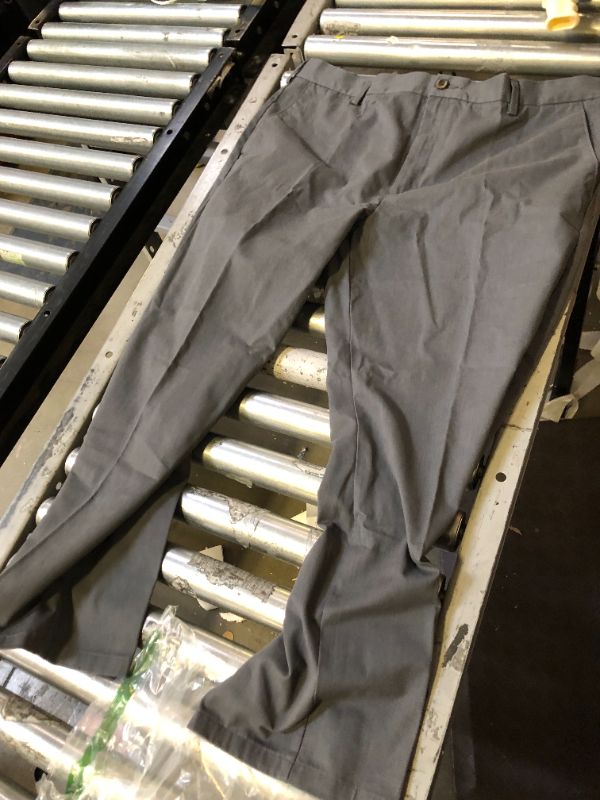Photo 1 of Amazon Essentials Pants  40w x 29L