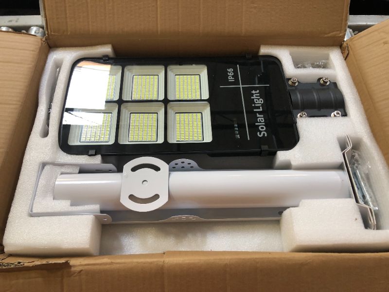 Photo 1 of 400W solar street light 