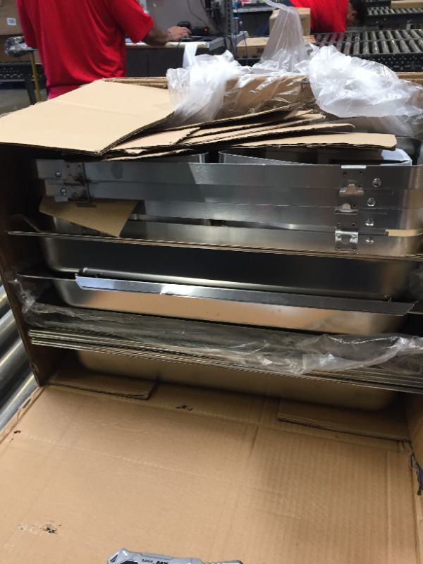 Photo 2 of ALPHA LIVING 70014-GRAY 4 Pack 8QT Chafing Dish High Grade Stainless Steel Chafer Complete Set, 8 QT, Alpine Gray Handle. Scratches and Scuffs, Missing some fuel holders, Box Packaging Damaged.
