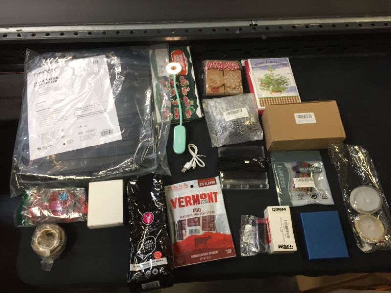 Photo 1 of 18 COUNT BAGLOT MISCELLANEOUS ITEMS 