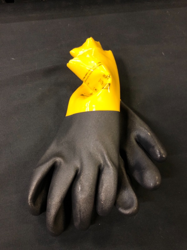 Photo 2 of LANON PVC Coated Chemical Resistant Gloves, Reusable Heavy Duty Safety Work Gloves, Acid, Alkali and Oil Protection, Non-Slip, X Large
