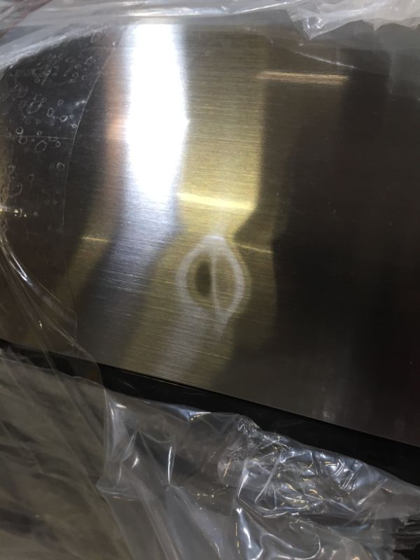 Photo 11 of Brio - CLBL420V2 Bottom Loading Water Cooler Water Dispenser & New Wave Enviro Products BPA Free Tritan™ Bottle, 5-Gallon---ITEM IS DIRTY---HAS A FEW DENTS---
