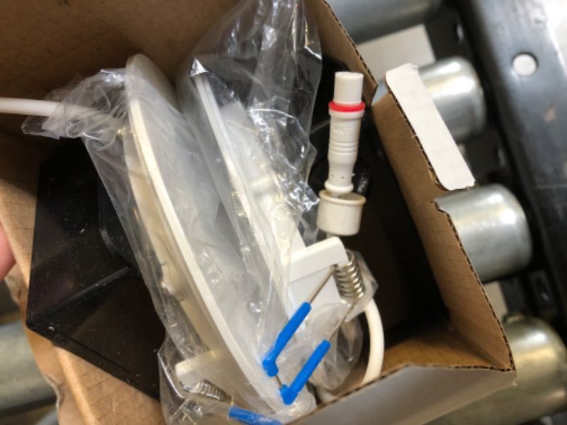 Photo 1 of Sunco Lighting 4 Inch Ultra Thin LED Recessed Ceiling Lights Slim, 2700K Soft White, Dimmable 10W=60W, 650 LM, Smooth Trim Damp Rated