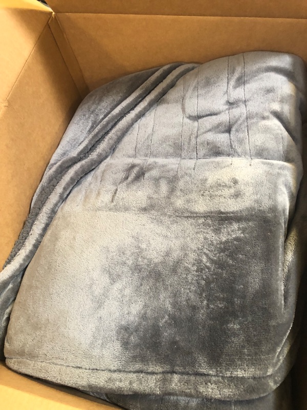 Photo 3 of [New Launch] Bearhug Electric Blanket King Size 100" x 90", Dual Controllers Heated Blanket, Velvet/Sherpa, 10-Heating Level & 1-12H Auto Off, 5 Year Warranty, Over-Heat Protect, ETL, Machine Washable King Size 100" × 90" Gray-velvet & Sherpa