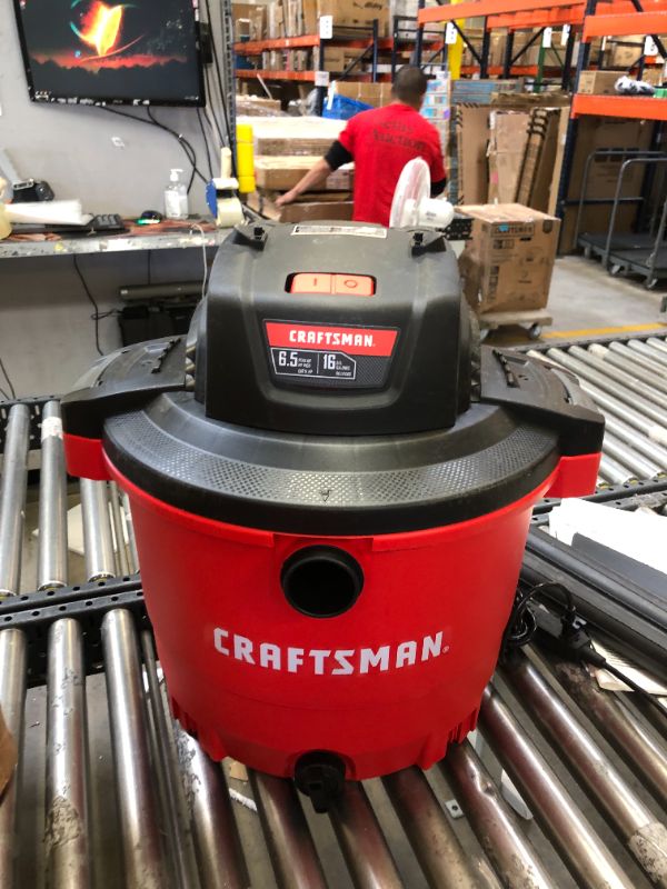 Photo 3 of CRAFTSMAN CMXEVBE17595 16 Gallon 6.5 Peak HP Wet/Dry Vac