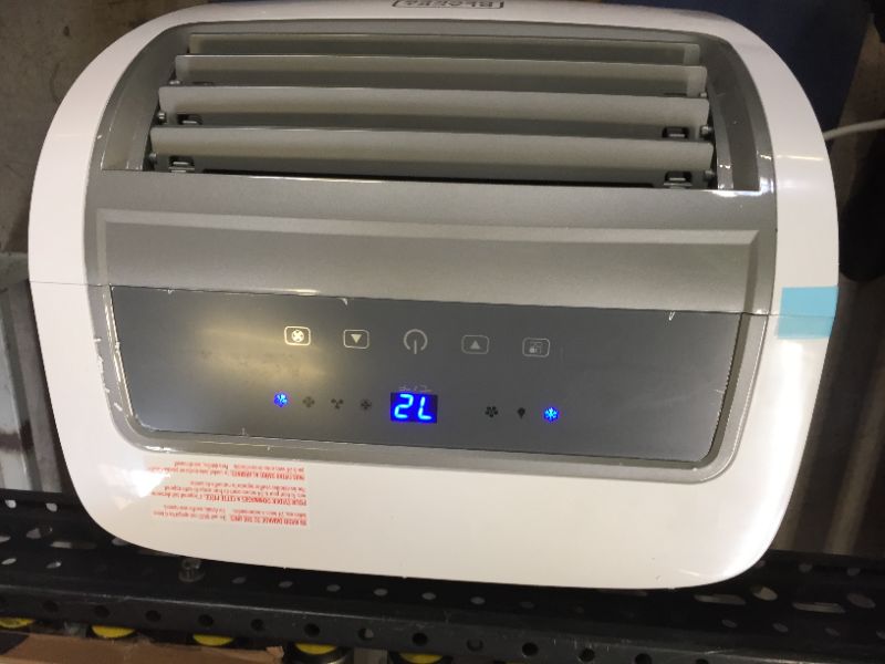 Photo 3 of BLACK+DECKER 8,000 BTU DOE (14,000 BTU ASHRAE) Portable Air Conditioner with Remote Control, White, CRACKED IN BACK. UNIT ONLY. 