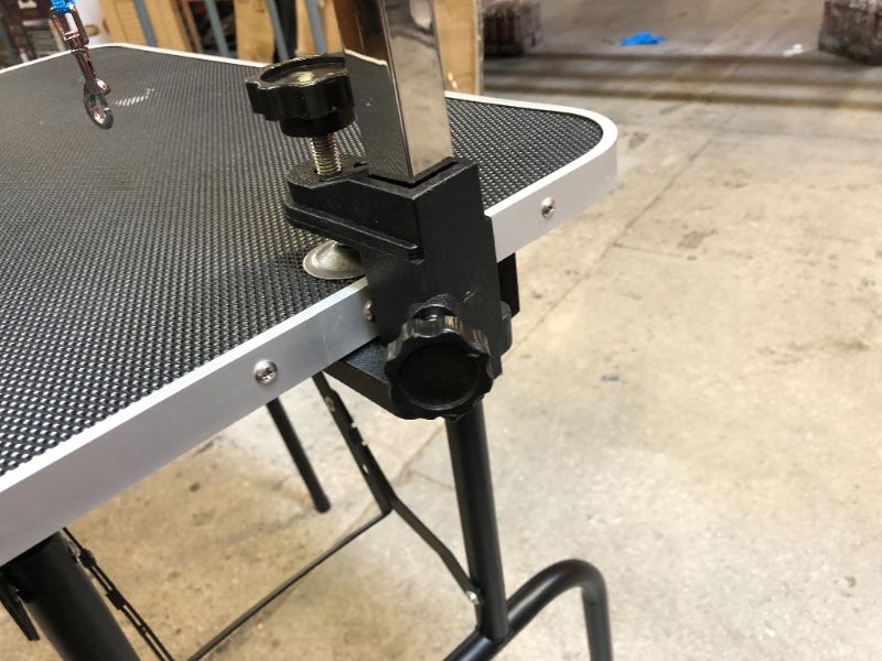 Photo 1 of Go Pet Club Dog Grooming Table with Arm, 30-in