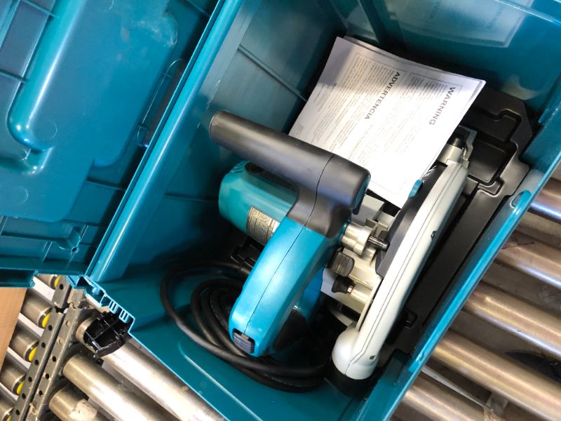 Photo 1 of Makita SP6000J 6-1/2-Inch Plunge Circular Saw

