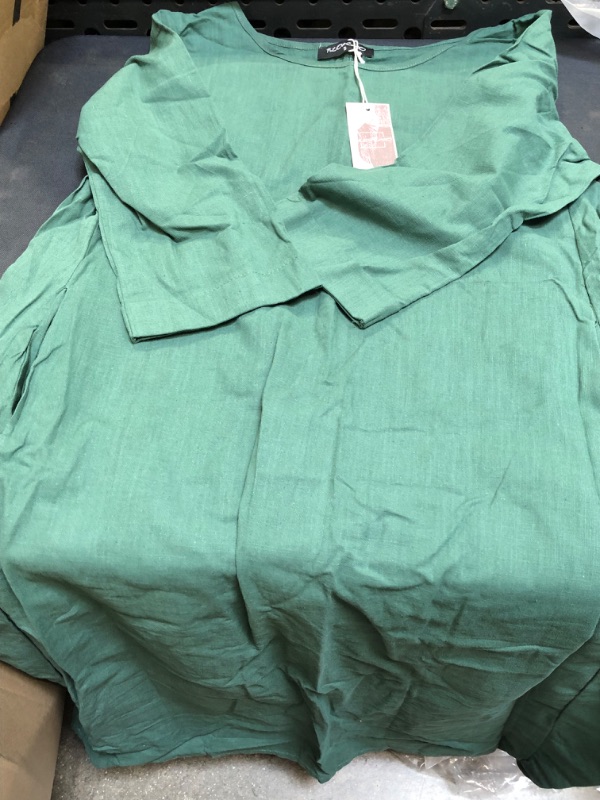 Photo 1 of WOMENS GREEN DRESS SMALLLONG SLEEVE