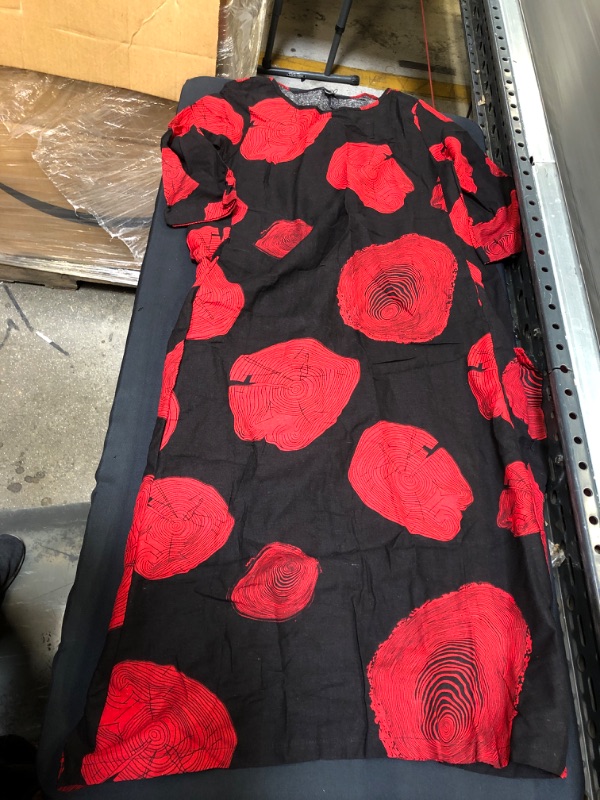 Photo 1 of Generic Red and Black Short Sleeve Linen Gown, Small
