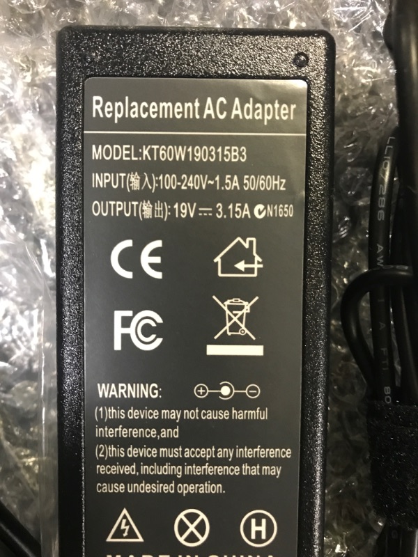 Photo 3 of 60W 19V 3.15A AC Charger for Samsung R730 R430 R480 R580 RV511 RV520 NP-QX410 NP305V5A NP350V5C NP300V5A NP510R5E NP470R5E AD-6019R CPA09-004A ADP-60ZH Power Supply
