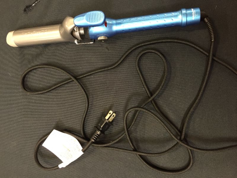 Photo 3 of BaBylissPRO Nano Titanium Spring Curling Iron
