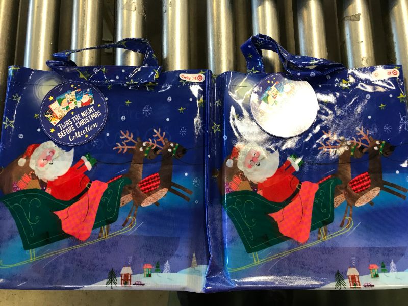 Photo 2 of 'Twas the Night Before Christmas 5-Book Collection Set with Carrying Bag 2 Pack 
