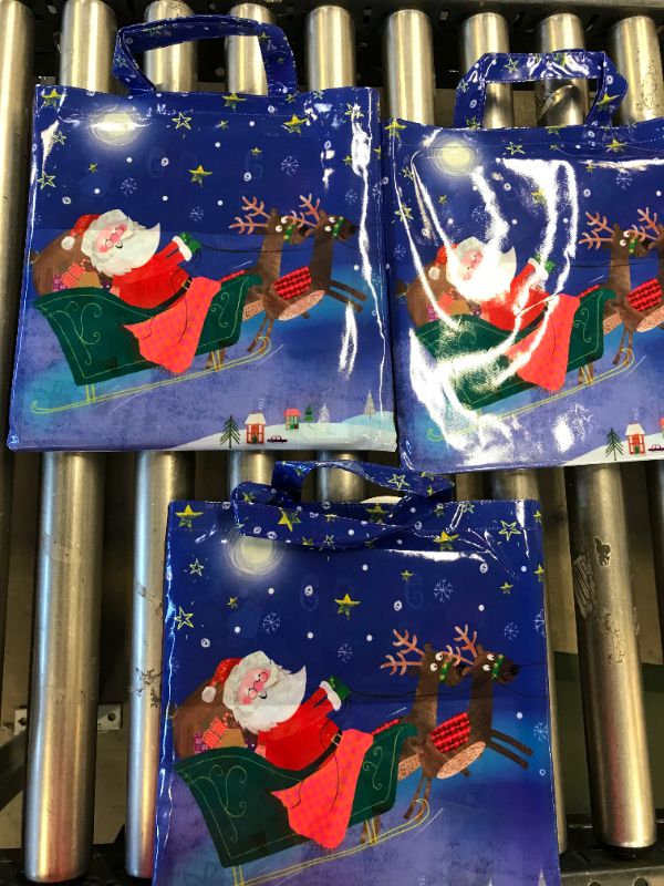 Photo 1 of 'Twas the Night Before Christmas 5-Book Collection Set with Carrying Bag 3 Pack 
