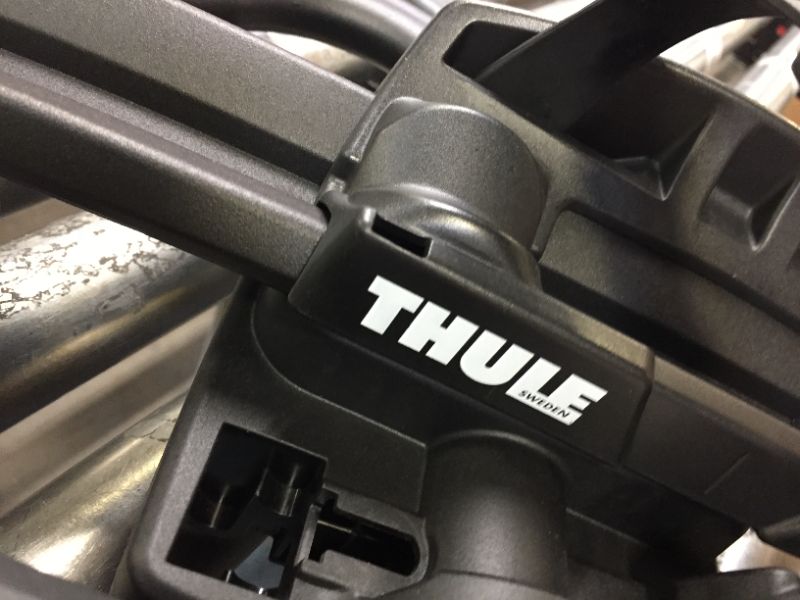 Photo 3 of Thule Proride Xt Upright Rooftop Bike Rack