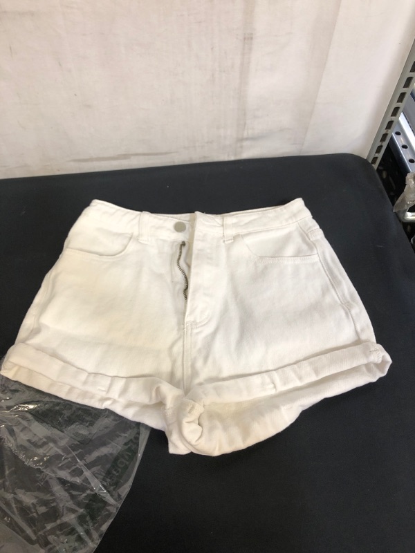 Photo 1 of JUNIORS DEMIN WHITE SHORTS, SIZE UNKNOWN, POSSIBLY XS