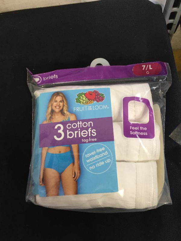 Photo 2 of Fruit of the Loom Women Brief Briefs Underwear
size L