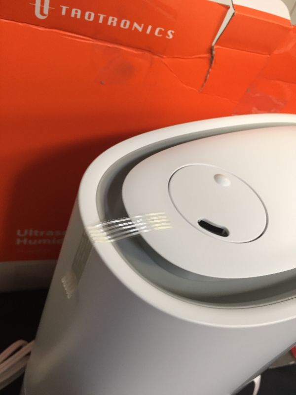 Photo 1 of 6L Humidifiers for Bedroom,Cool Mist Humidifiers for Home,Ultrasonic Top Fill Humidifier,Quiet,with Essential Oils,Baby,Plant,Easy Clean,Humidifiers for Large Room,Living Room,Office,Nano-Coating,50H (white)
(FACTORY SEALED)