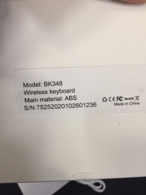 Photo 4 of wireless keyboard 