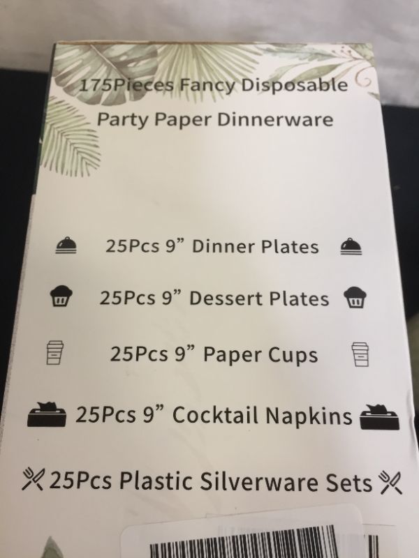 Photo 3 of 175 pieces fancy disposable party paper dinnerware
