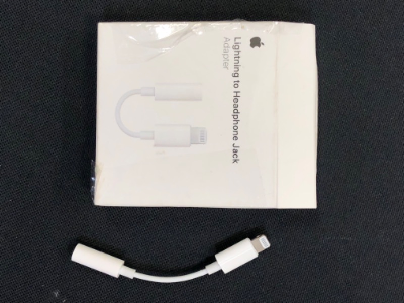 Photo 2 of Apple Lightning to 3.5 mm Headphone Jack Adapter
