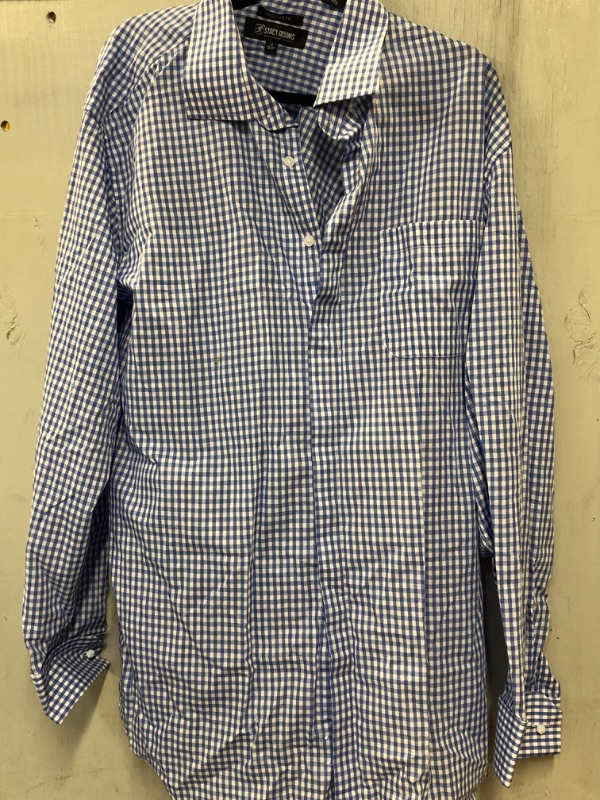 Photo 1 of MENS BUTTON SHIRT SIZE 18 NEEDS TO BE WASHED HAS A SMELL