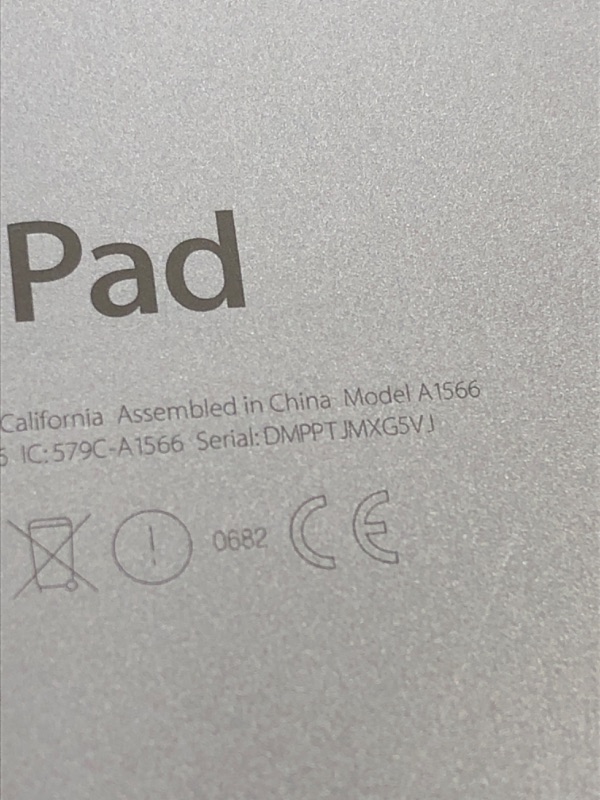 Photo 6 of Apple MGL12LL/A iPad Air 2 Gray 9.7-Inch Retina Display, 16GB, Wi-Fi (Renewed)
