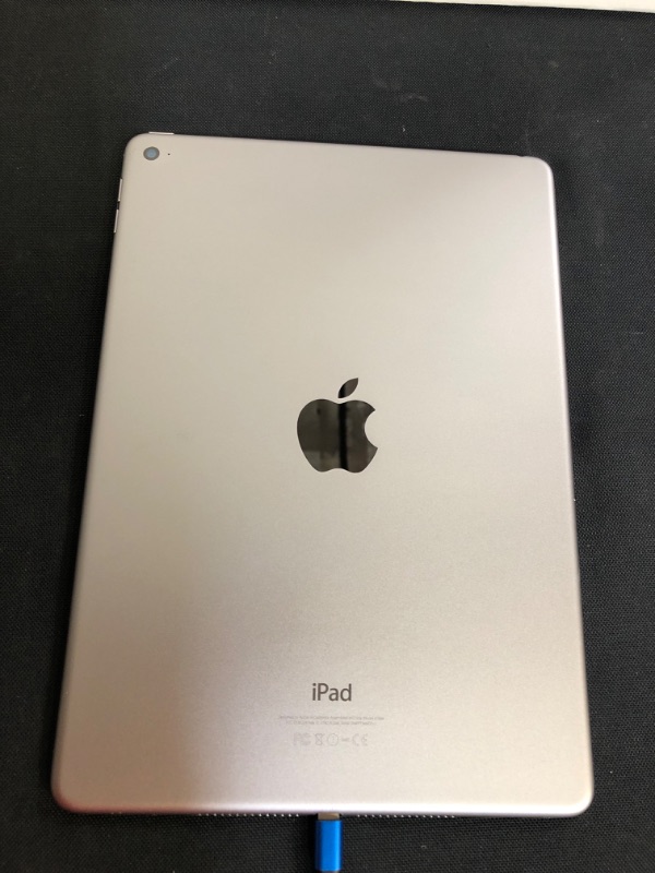Photo 4 of Apple MGL12LL/A iPad Air 2 Gray 9.7-Inch Retina Display, 16GB, Wi-Fi (Renewed)
