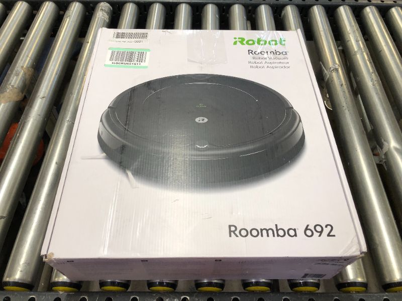 Photo 7 of iRobot Roomba 692 Robot Vacuum-Wi-Fi Connectivity, Personalized Cleaning Recommendations, Works with Alexa, Good for Pet Hair, Carpets, Hard Floors, Self-Charging, Charcoal Grey
