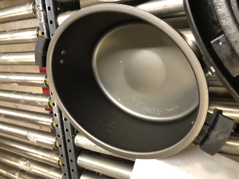 Photo 3 of Geek Chef 8 Qt 12-in-i Multiuse Programmable Electric Pressure Cooker Oval, Slow Cooker, Rice Cooker, Steamer, Sauté, Yogurt Maker and Warmer, Non-Stick Pot Has Cool-Touch Handles, EZ-Lock (GP80Plus)
used / dirty