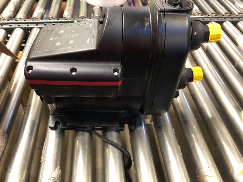 Photo 3 of Grundfos 98562818 SCALA2 3-45 AVCBDF 1x115V 60Hz Automatic Water Pressure Booster Pump
