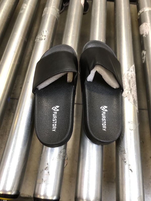 Photo 1 of Fur Story Sandals for Women Non Slip House Slide Slip on Cute Slippers Beach Shoes Outdoor Slide with Open Toe---SIZE 6.5 US---
