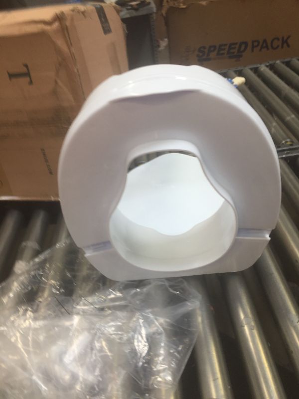 Photo 1 of 4" raised toilet seat