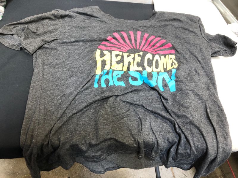 Photo 1 of WOMEN'S SHORT SLEEVE "HERE COMES THE SUN" T-SHIRT SIZE 2XL