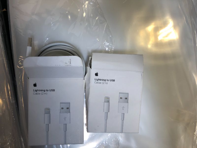 Photo 2 of Apple Lightning to USB Cable (2 m) PACK OF 2
