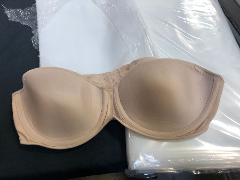 Photo 1 of WOMEN'S BRA SIZE 42DD