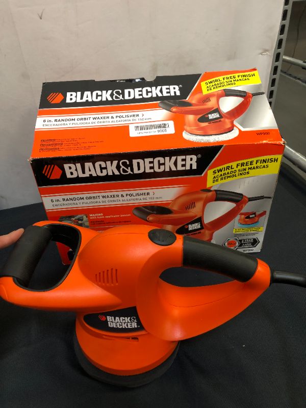 Photo 2 of BLACK+DECKER 6-inch Random Orbit Waxer/Polisher (WP900) MISSING BLUE ATTACHMENT
