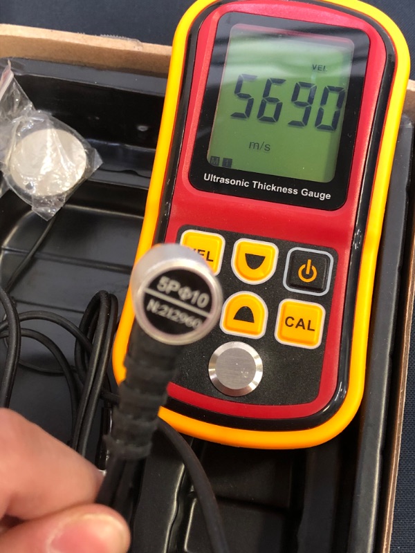 Photo 2 of Thickness Gauge, GM100 1.2-220mm Ultrasonic Thickness Gauge Steel Width Testing Monitor Digital Thickness Tester
[ UNABLE TO TEST FOR PROPER FUNCTION ] 