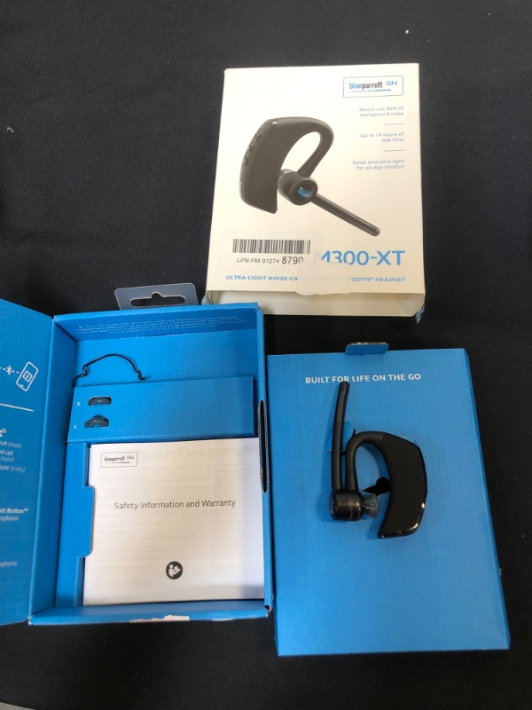 Photo 2 of BlueParrott M300-XT Noise Cancelling Hands-free Mono Bluetooth Headset for Mobile Phones with up to 14 Hours of Talk Time for On-The-Go Mobile Professionals & Drivers UNABLE TO TEST FOR PROPER FUNCTION
