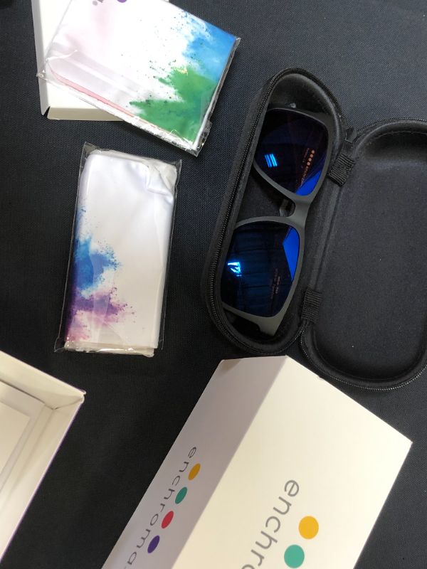 Photo 1 of EnChroma - Tilden Cx3 Sun - Color Blind Glassses - Black
 MINOR DIRTY NEEDS TO BE WIPED DOWN 
