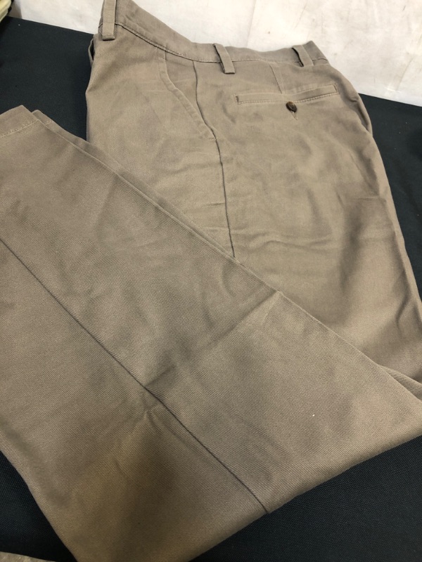 Photo 2 of DOCKERS Mens Brown Classic Fit Pants 32 X 30 khaki