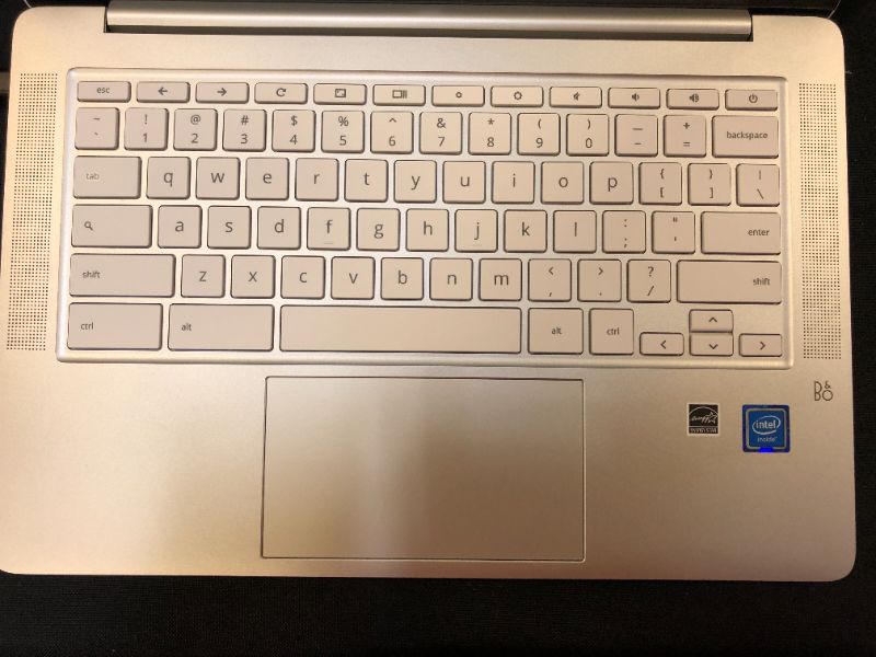 Photo 7 of TESTED - USED - HP Chromebook 14 Laptop, Intel Celeron N4020, 4 GB RAM, 32 GB eMMC, 14” HD Micro-Edge Display, Chrome OS, Thin & Portable, 4K Graphics, Snow White Keyboard (14a-na0023nr, 2021, Ceramic White)