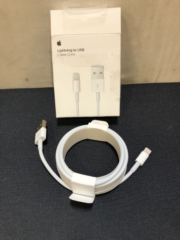 Photo 2 of Apple Lightning to USB Cable (2 m)
