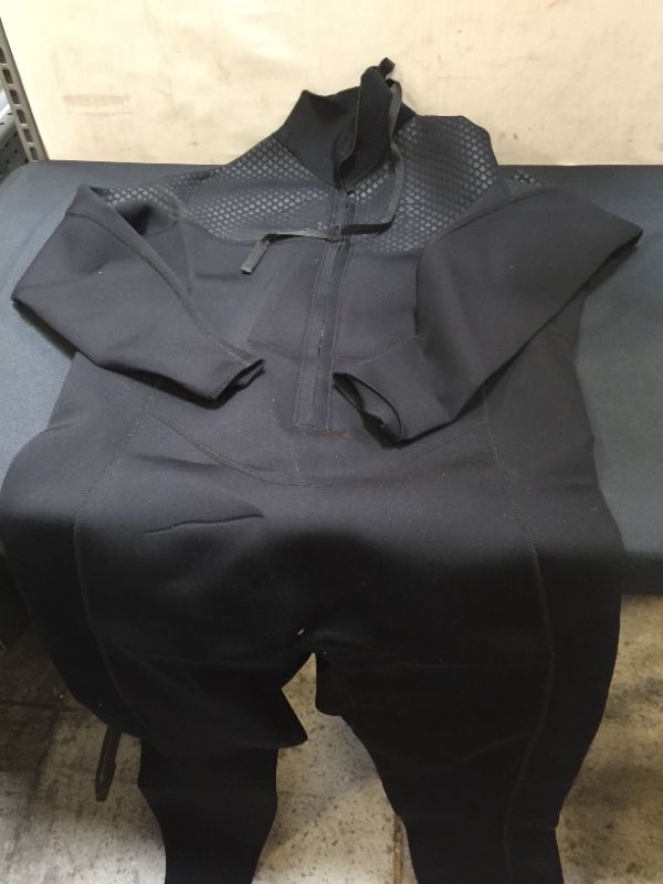 Photo 2 of MENS BLACK HEVTO SWEAT SUIT SIZE 3XL 