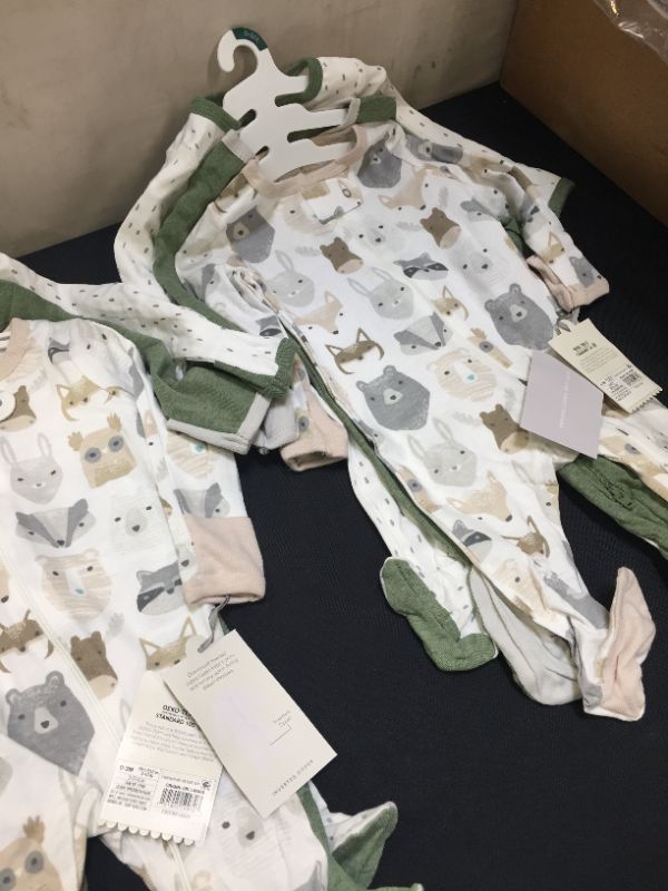 Photo 1 of Baby Boys' Little Cub Sleep N' Play - Cloud Island™ Olive Green/White ( 2 pack) (6pcs total)
size 0-3 M

